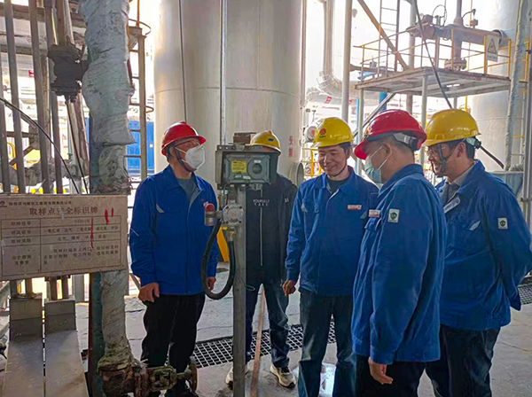 3月20日，實業(yè)、質(zhì)檢領導現(xiàn)場進行驗收工作(副圖）.jpg