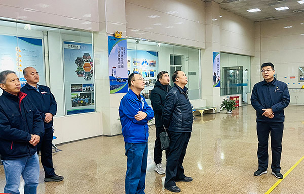 2024年3月6日，中國氮肥工業(yè)協(xié)會總工程師曹占高一行來公司座談交流3.jpg