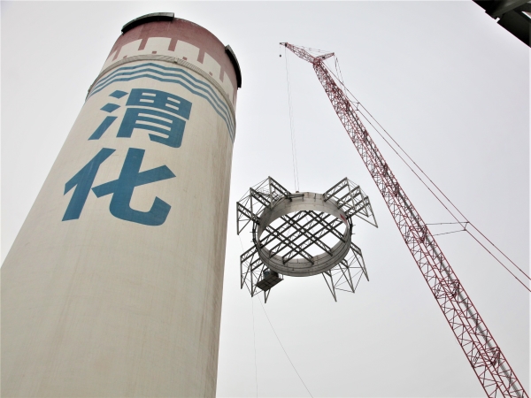 4月11日，主桁架吊裝.jpg